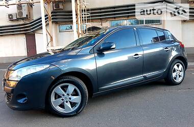 Хэтчбек Renault Megane 2011 в Кривом Роге