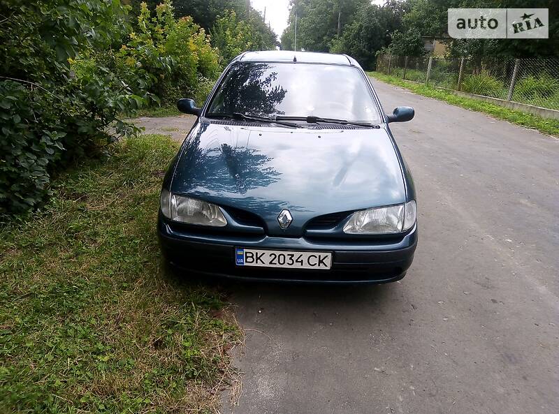 Седан Renault Megane 1998 в Ровно
