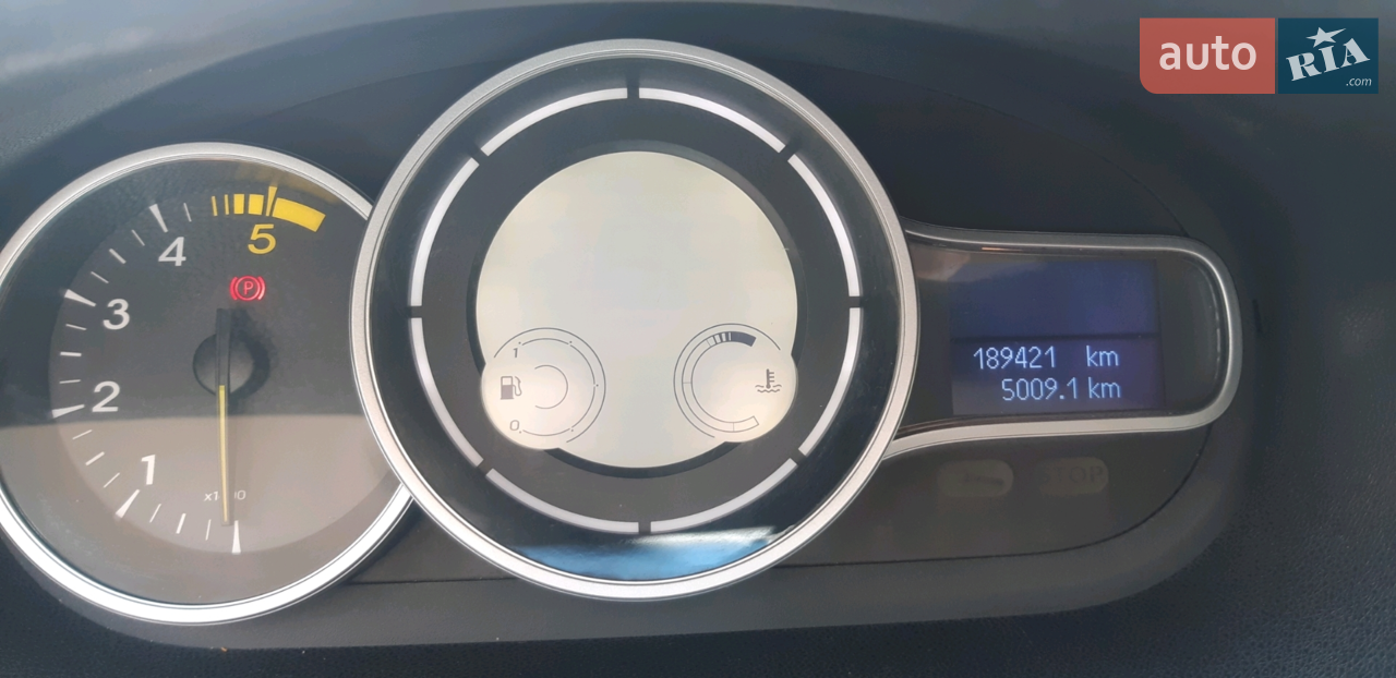 2010 Renault Megane - мініатюра 20