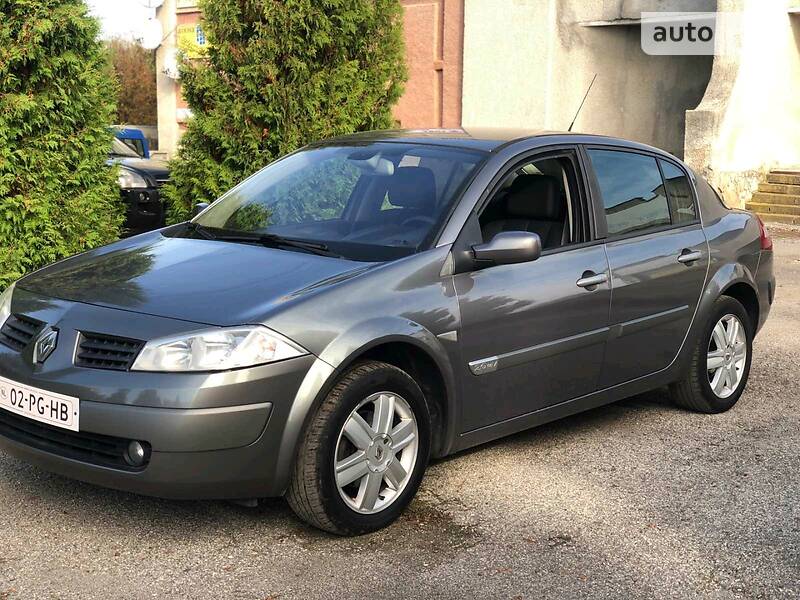 Седан Renault Megane 2004 в Зборове