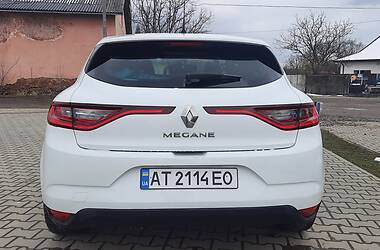 Хэтчбек Renault Megane 2017 в 