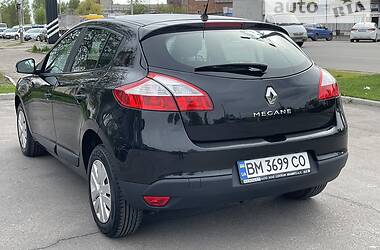 Хэтчбек Renault Megane 2011 в Сумах