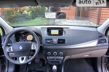 Купе Renault Megane 2011 в Яремчі