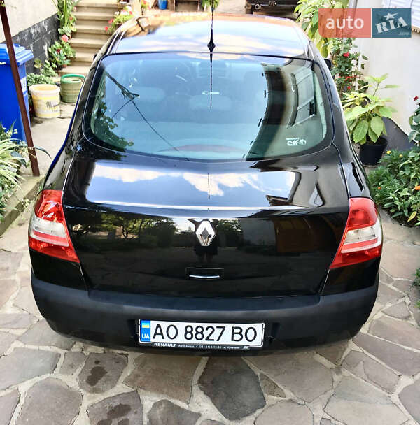 Седан Renault Megane 2007 в Мукачево
