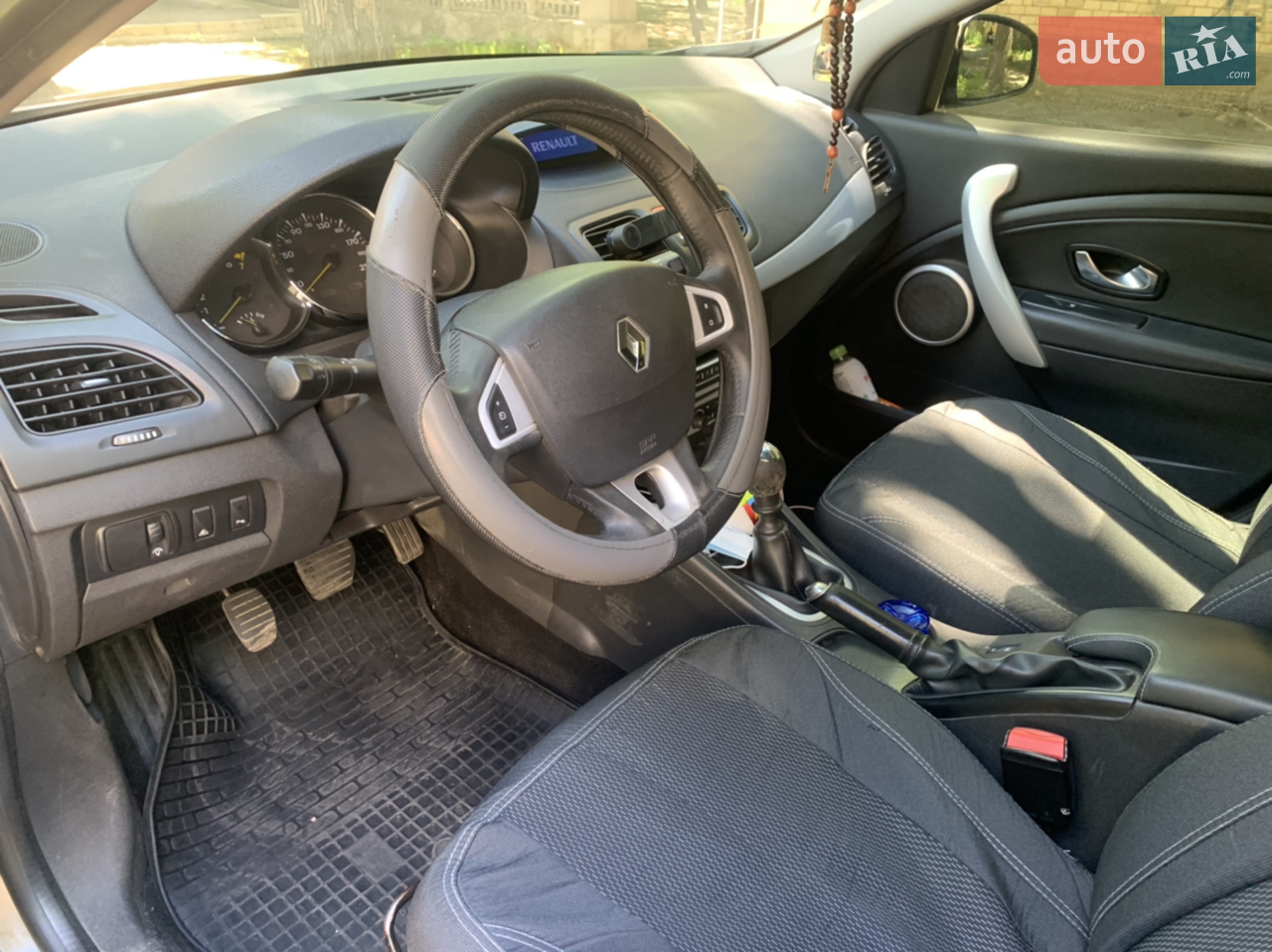 2010 Renault Megane - мініатюра 11