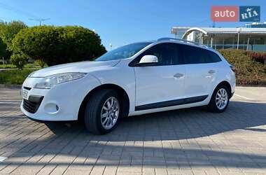 Универсал Renault Megane 2010 в 