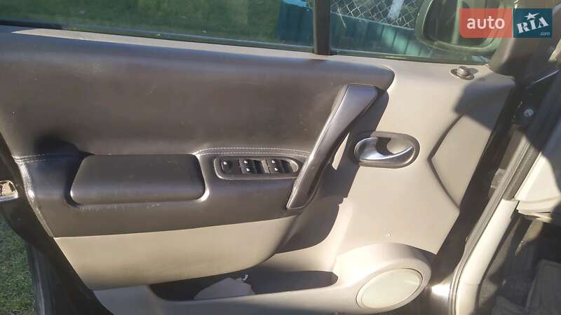 Хетчбек Renault Megane 2004 в Львові