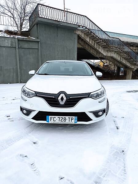 Хэтчбек Renault Megane 2018 в Трускавце