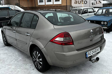 Седан Renault Megane 2009 в Хусті