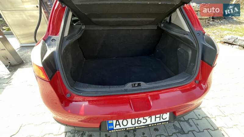 Хэтчбек Renault Megane 2010 в Трускавце фото 8 Хэтчбек Renault Megane 2010 в Трускавце