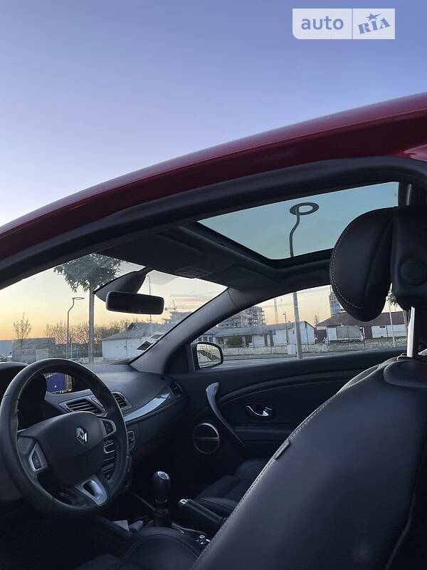 Купе Renault Megane 2011 в Шостці