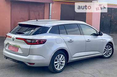 Универсал Renault Megane 2016 в 