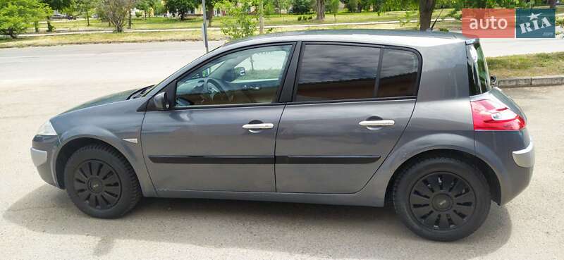 Хэтчбек Renault Megane 2007 в Ивано-Франковске фото 4 Хэтчбек Renault Megane 2007 в Ивано-Франковске