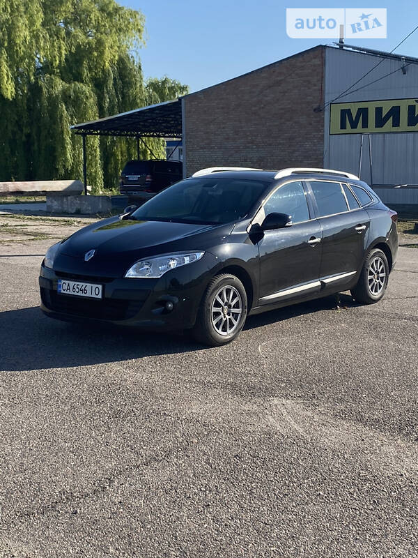 Универсал Renault Megane 2010 в Корсуне-Шевченковском