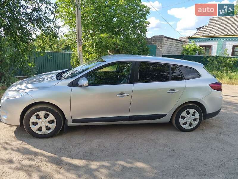 Універсал Renault Megane 2011 в Новомиргороді