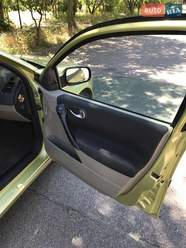 Хетчбек Renault Megane 2004 в Кривому Розі