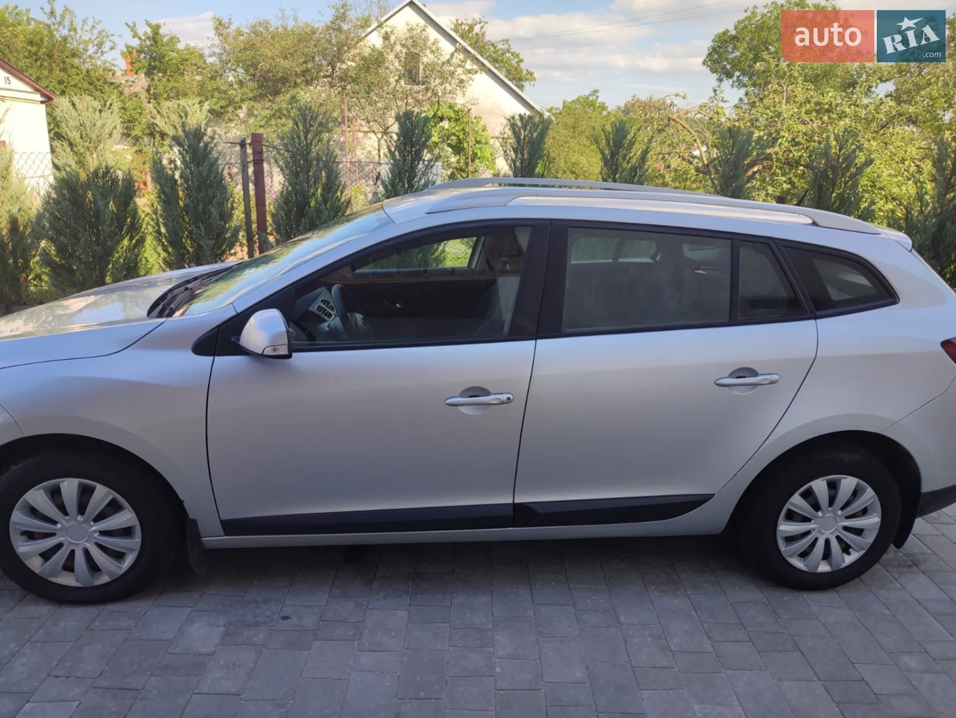 2010 Renault Megane - мініатюра 23