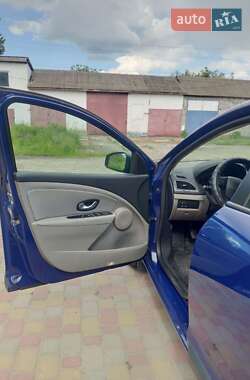 Универсал Renault Megane 2010 в 