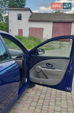 Универсал Renault Megane 2010 в 