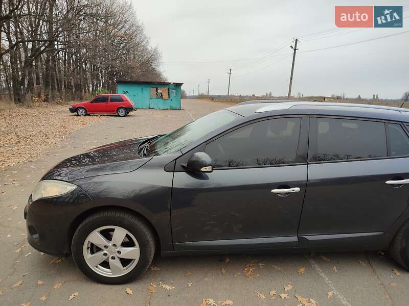 Универсал Renault Megane 2010 в Умани фото 80 Универсал Renault Megane 2010 в Умани
