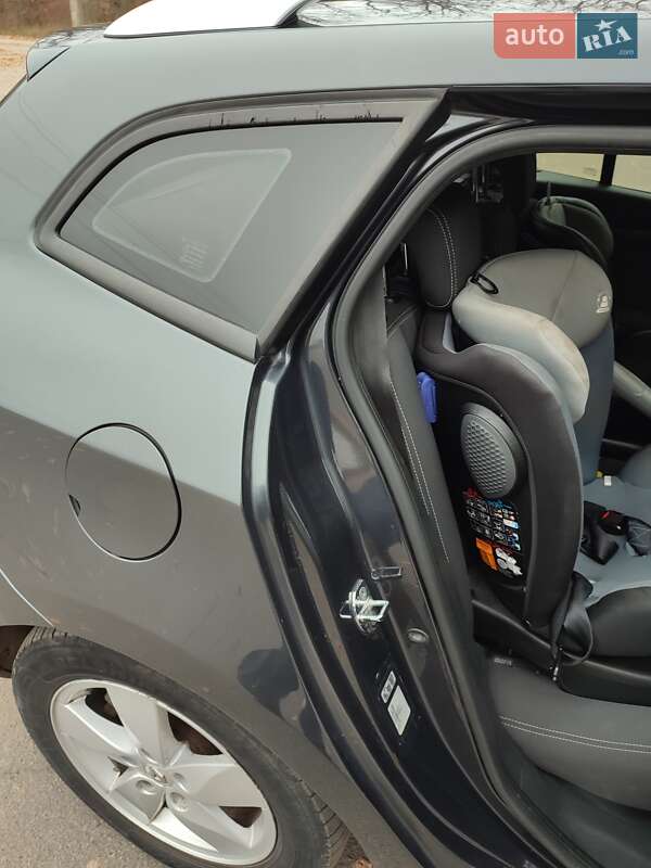 Универсал Renault Megane 2010 в Умани фото 147 Универсал Renault Megane 2010 в Умани