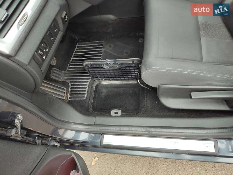 Универсал Renault Megane 2010 в Умани фото 189 Универсал Renault Megane 2010 в Умани