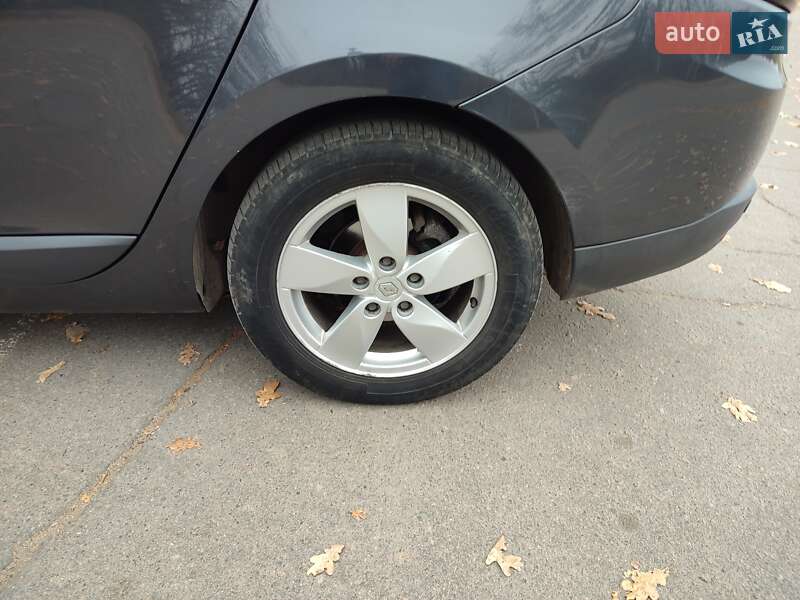 Универсал Renault Megane 2010 в Умани фото 199 Универсал Renault Megane 2010 в Умани