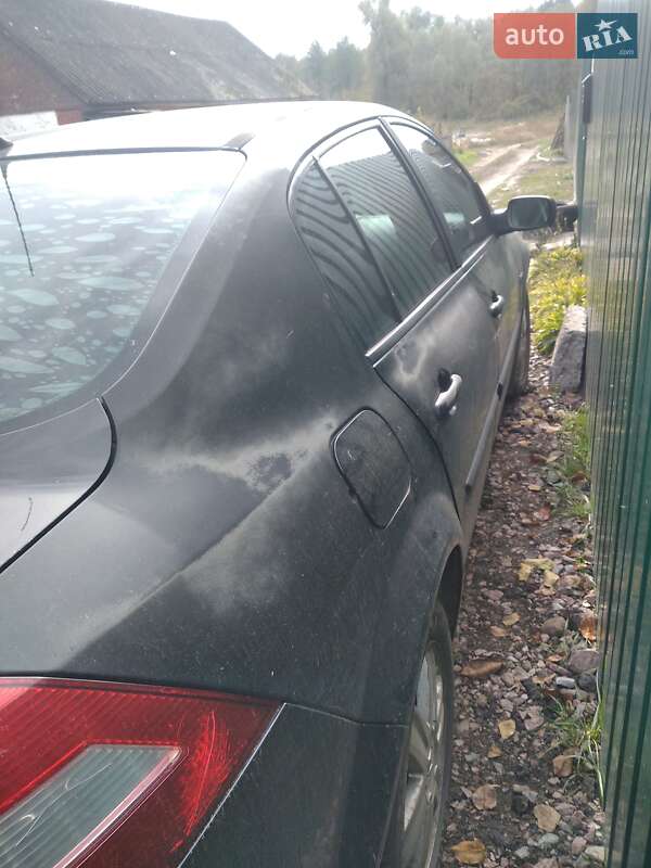 Седан Renault Megane 2005 в Прилуках