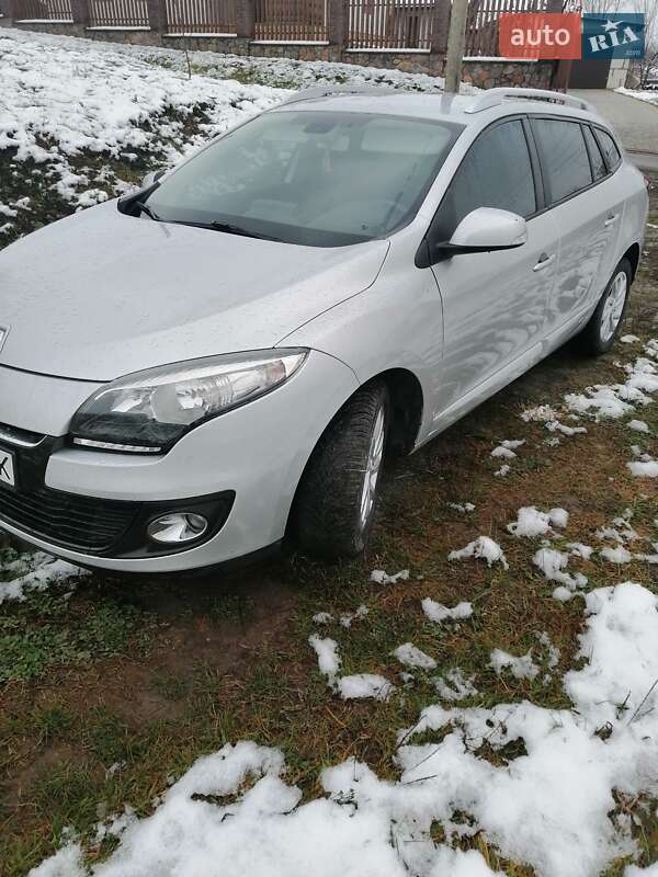 Хэтчбек Renault Megane 2013 в Луцке фото 3 Хэтчбек Renault Megane 2013 в Луцке