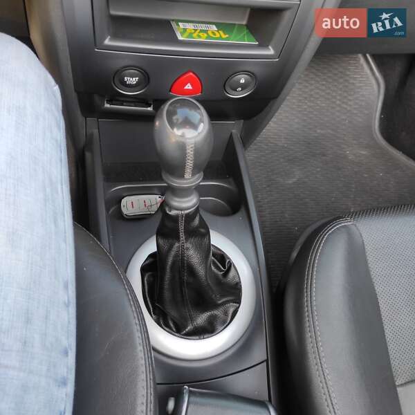 Кабриолет Renault Megane 2006 в Славянске