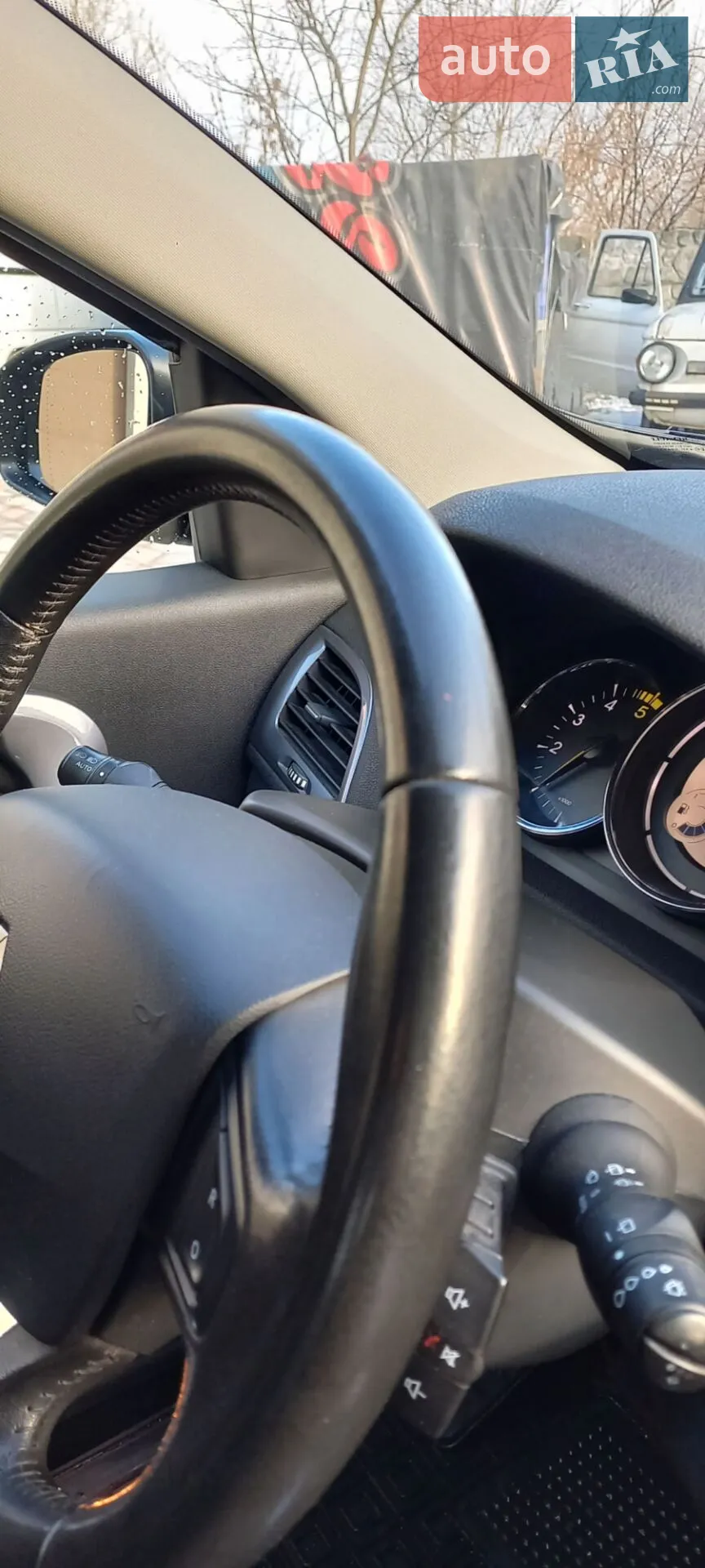 2015 Renault Megane - мініатюра 19