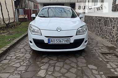 Хэтчбек Renault Megane 2011 в Мукачево