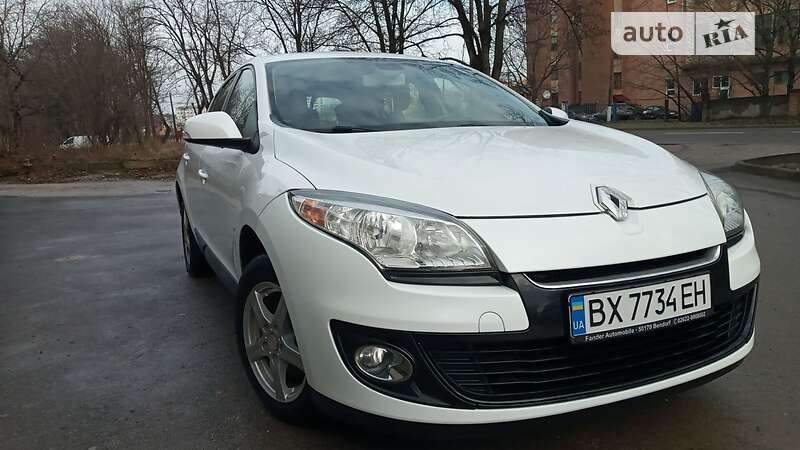 Хетчбек Renault Megane 2013 в 