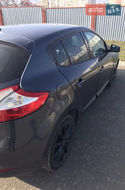 Хэтчбек Renault Megane 2008 в 