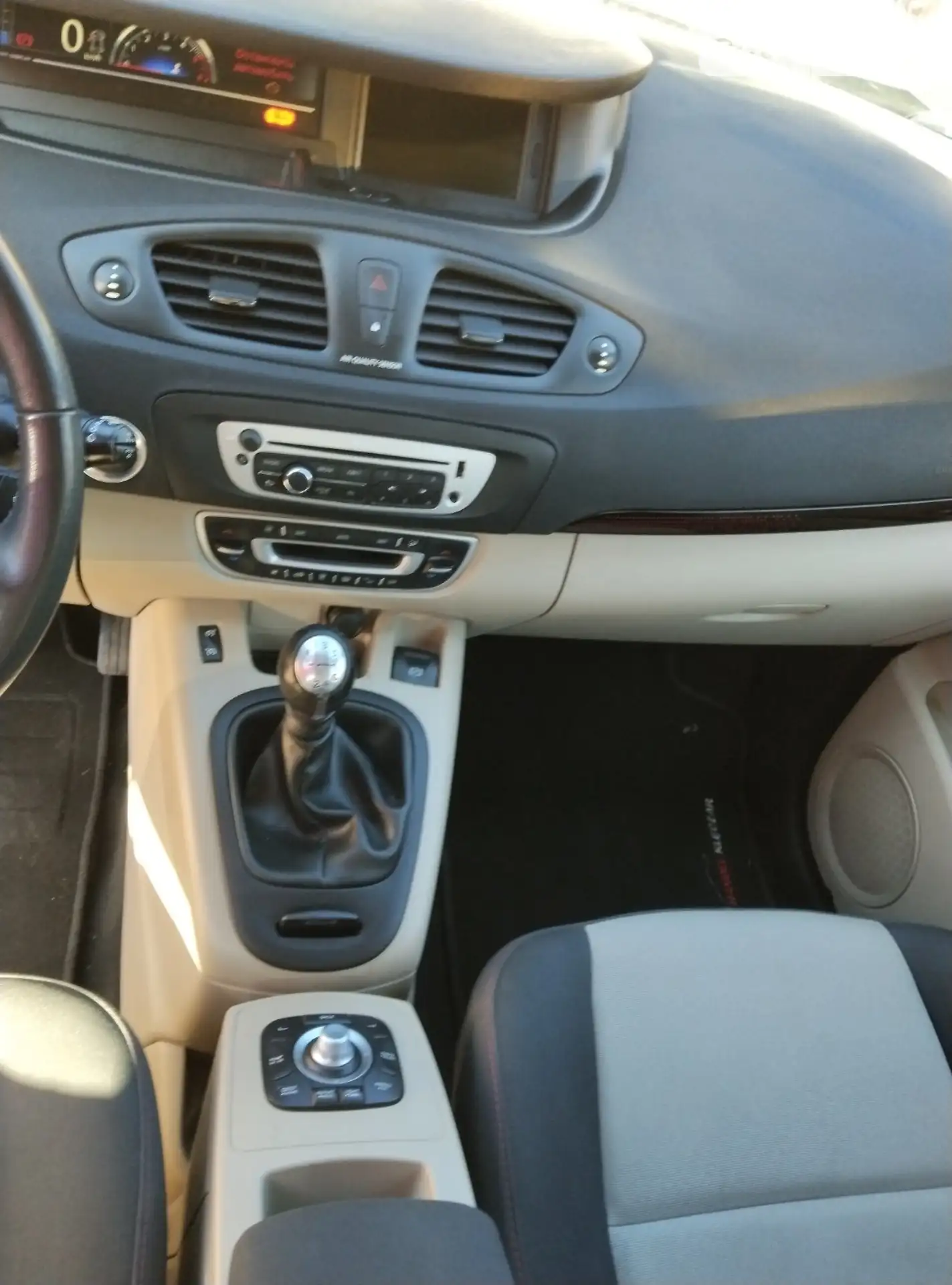 2012 Renault Megane - мініатюра 7