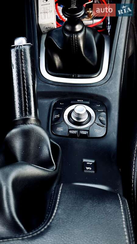 Купе Renault Megane 2010 в Кривом Роге фото 3 Купе Renault Megane 2010 в Кривом Роге