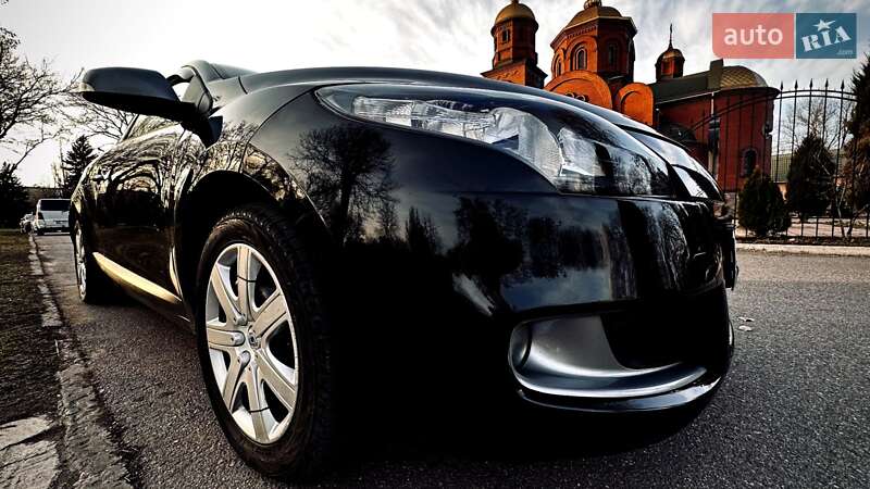 Купе Renault Megane 2010 в Кривом Роге фото 14 Купе Renault Megane 2010 в Кривом Роге