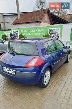 Хэтчбек Renault Megane 2003 в 