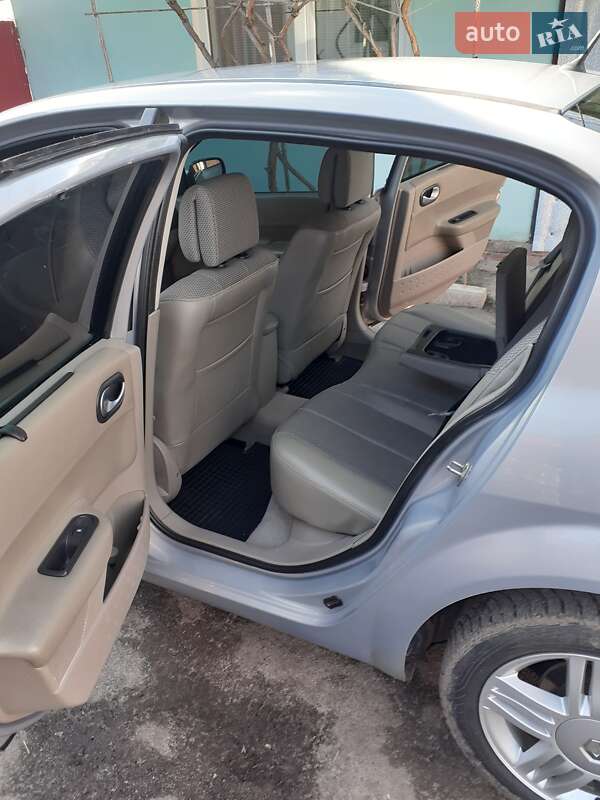 Седан Renault Megane 2004 в Ахтырке