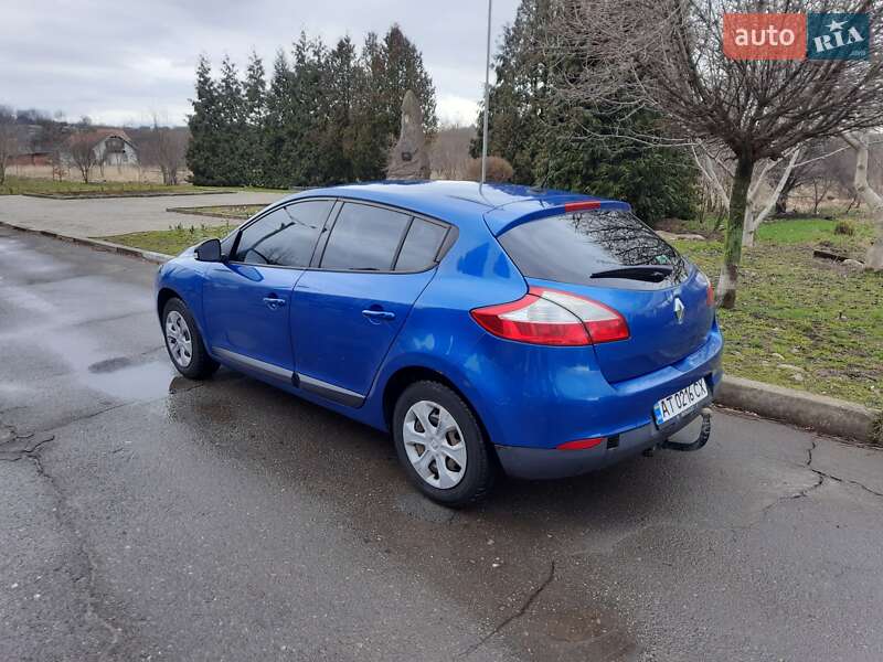 Хэтчбек Renault Megane 2011 в Калуше