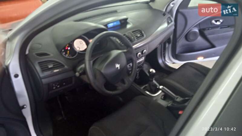 Универсал Renault Megane 2012 в Львове фото 5 Универсал Renault Megane 2012 в Львове