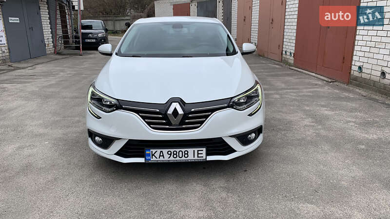 Седан Renault Megane 2016 в Києві