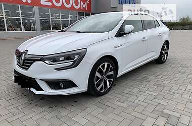 Седан Renault Megane 2021 в 