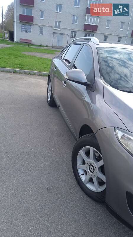 Універсал Renault Megane 2013 в Богуславі