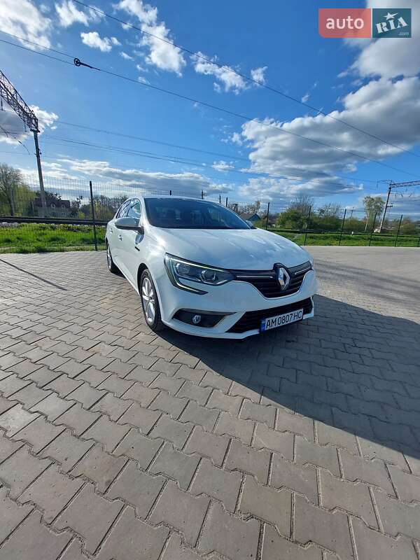 Седан Renault Megane 2017 в Звягелі