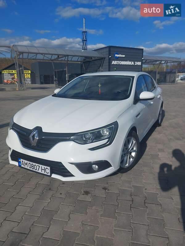 Седан Renault Megane 2017 в Звягелі