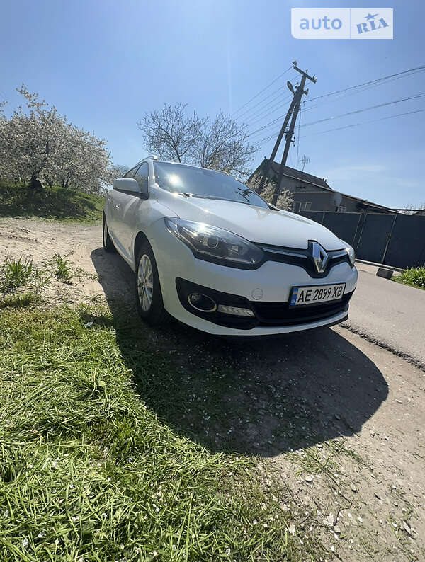 Универсал Renault Megane 2015 в Подгородном