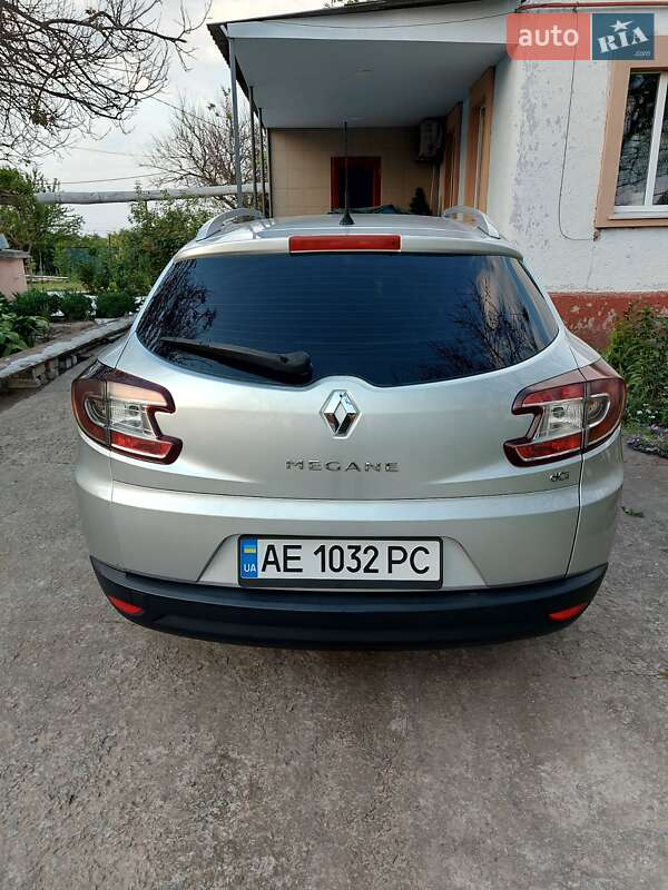 Універсал Renault Megane 2010 в Дніпрі