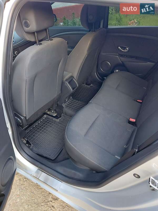 Універсал Renault Megane 2010 в Дніпрі