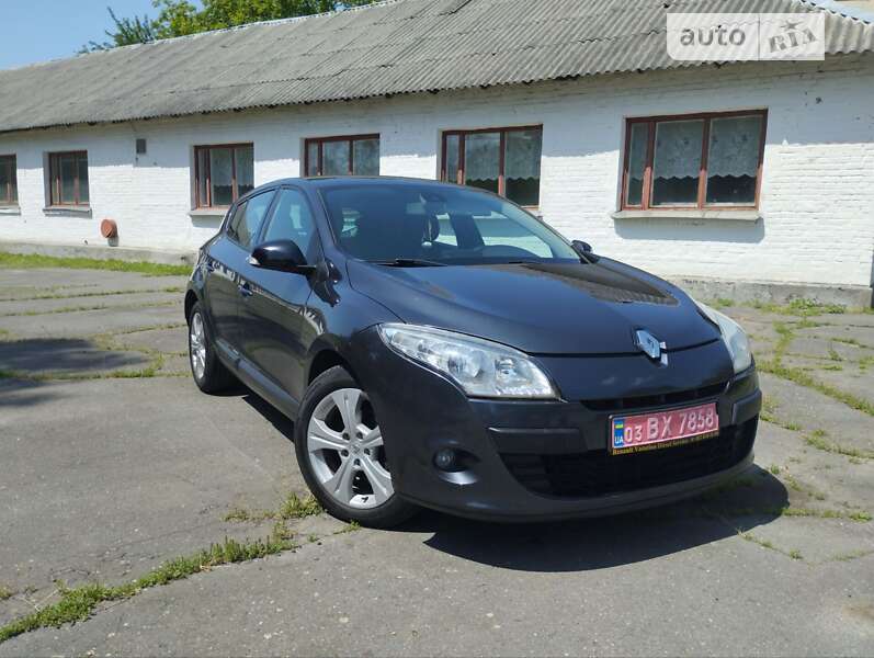 Хетчбек Renault Megane 2011 в Звенигородці